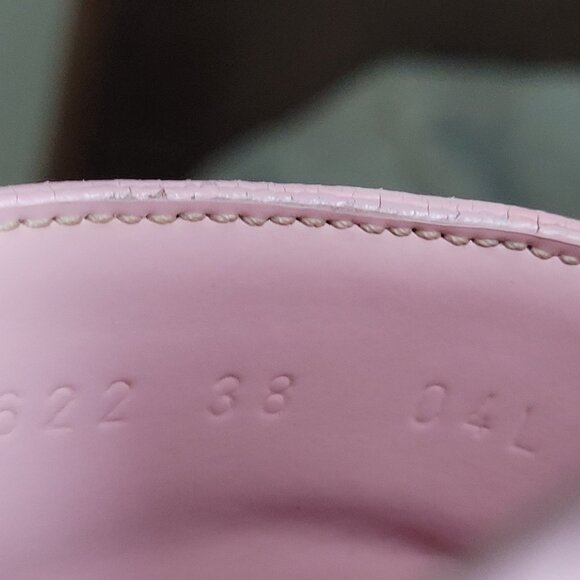 Gucci Pink Supreme Canvas Pool Slides Sandals - Picture 14 of 16